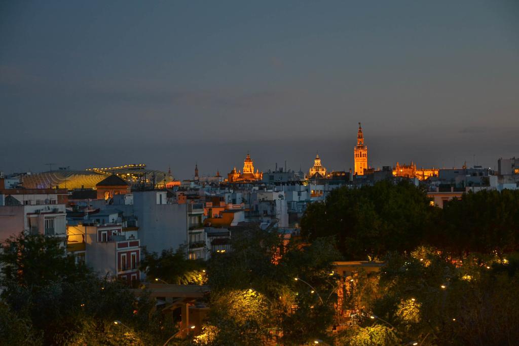 Apartamentos Sevilla Bilik gambar