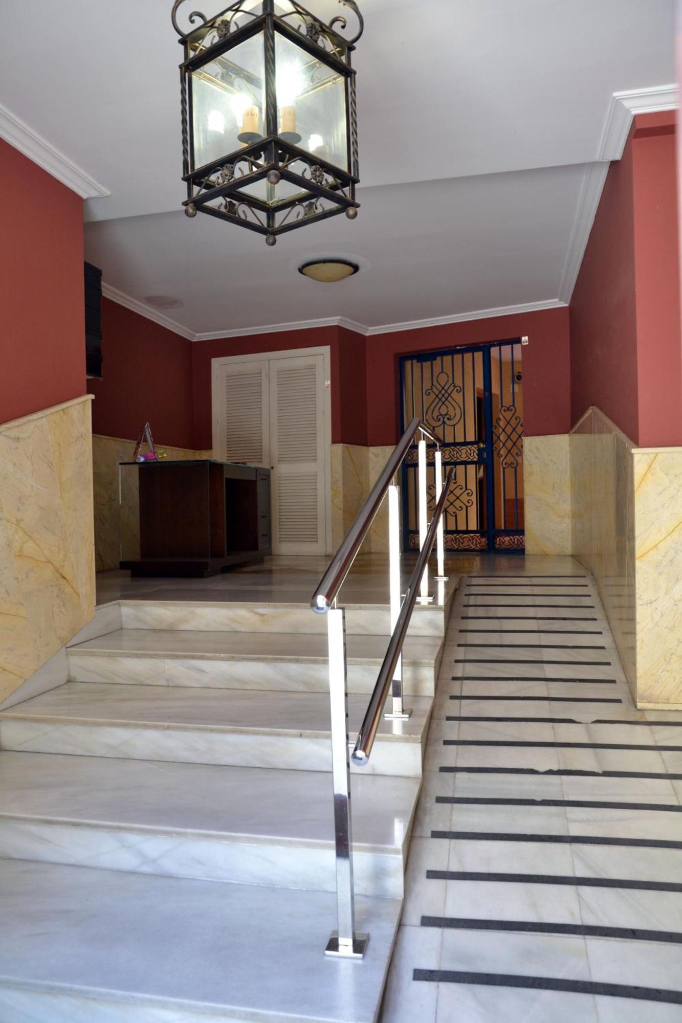 Apartamentos Sevilla Luaran gambar